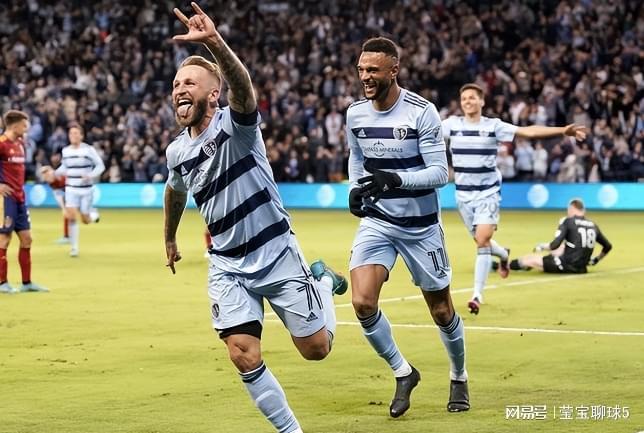 内提供了坚 内提供了坚