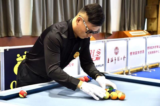 丁文一的突 丁文一的突